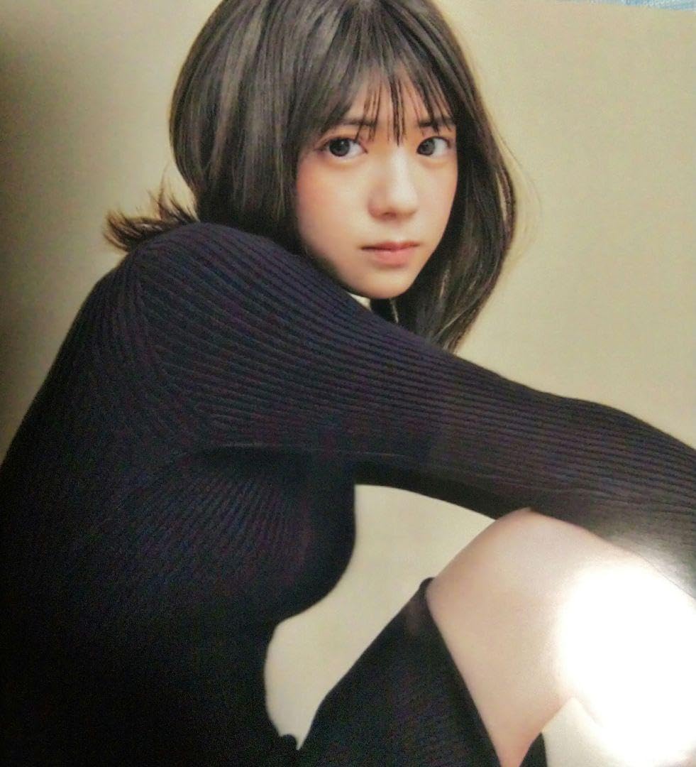 Amazon.co.jp: 冨里奈央写真2枚 : おもちゃ